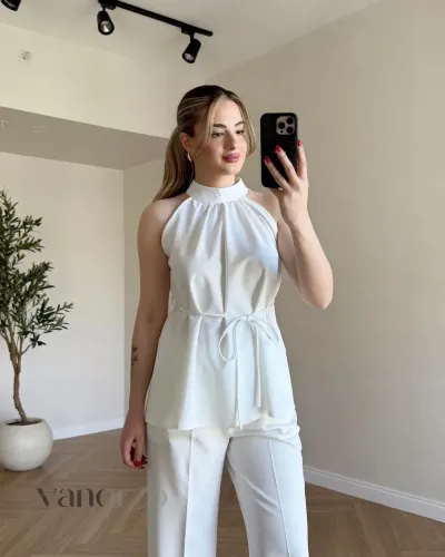 أنسومبل هالتر أنيق: لمسة فخمة لمناسباتك