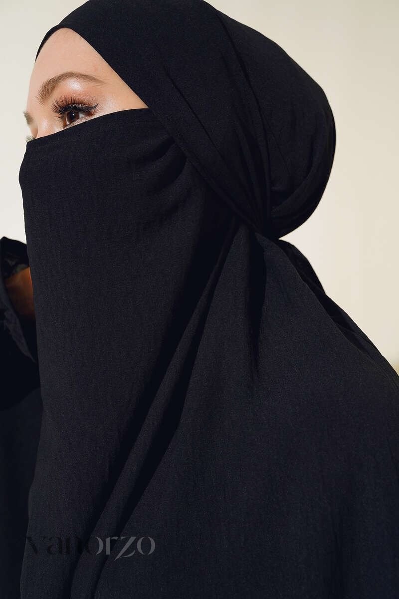 عباية المروة الفضفاضة: لمسة أناقة مميزة للمحجبات