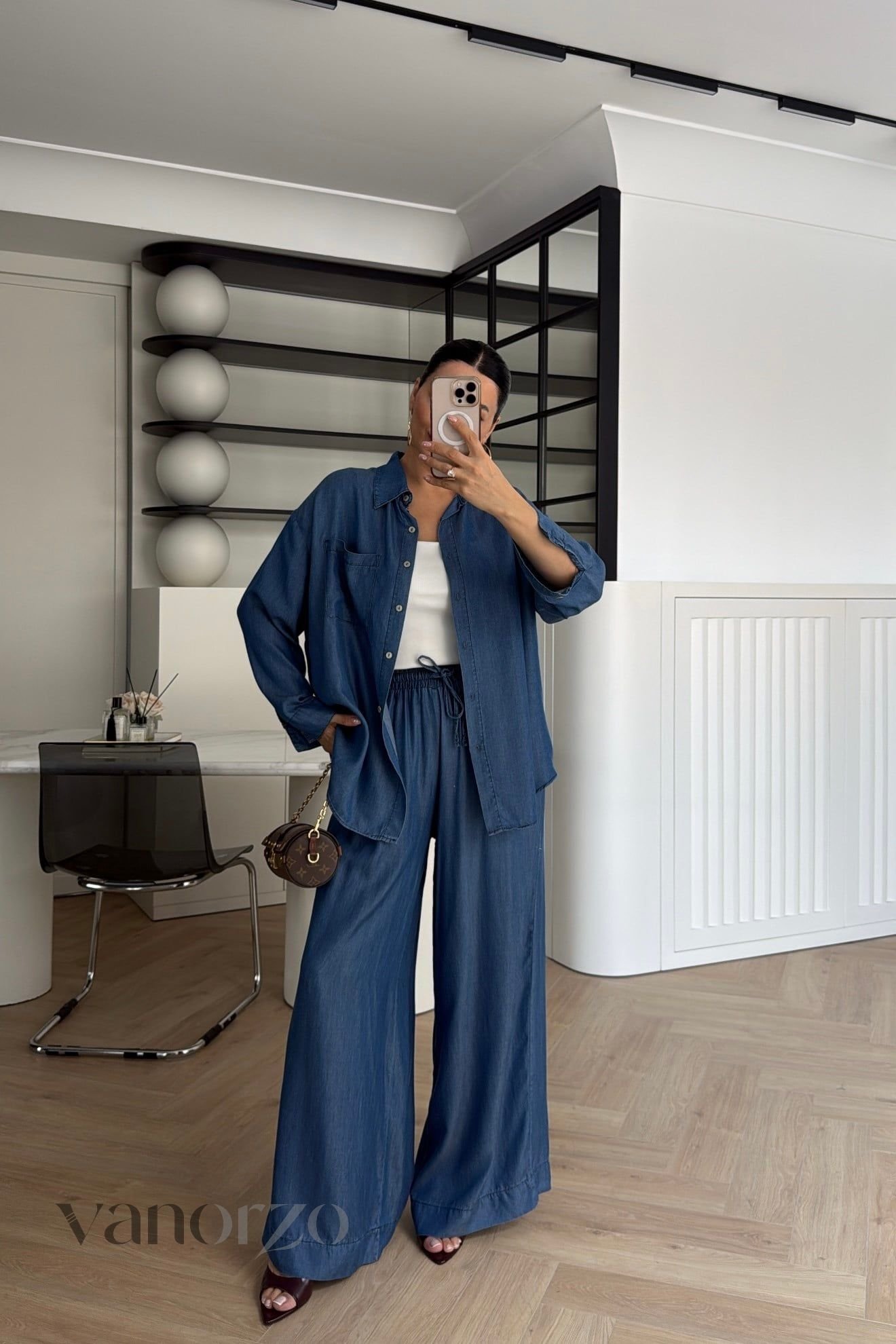 طقم جينز خفيف نسائي قطعتين (قميص فضفاض وسروال واسع بلستيك) | Ensemble Denim Soft