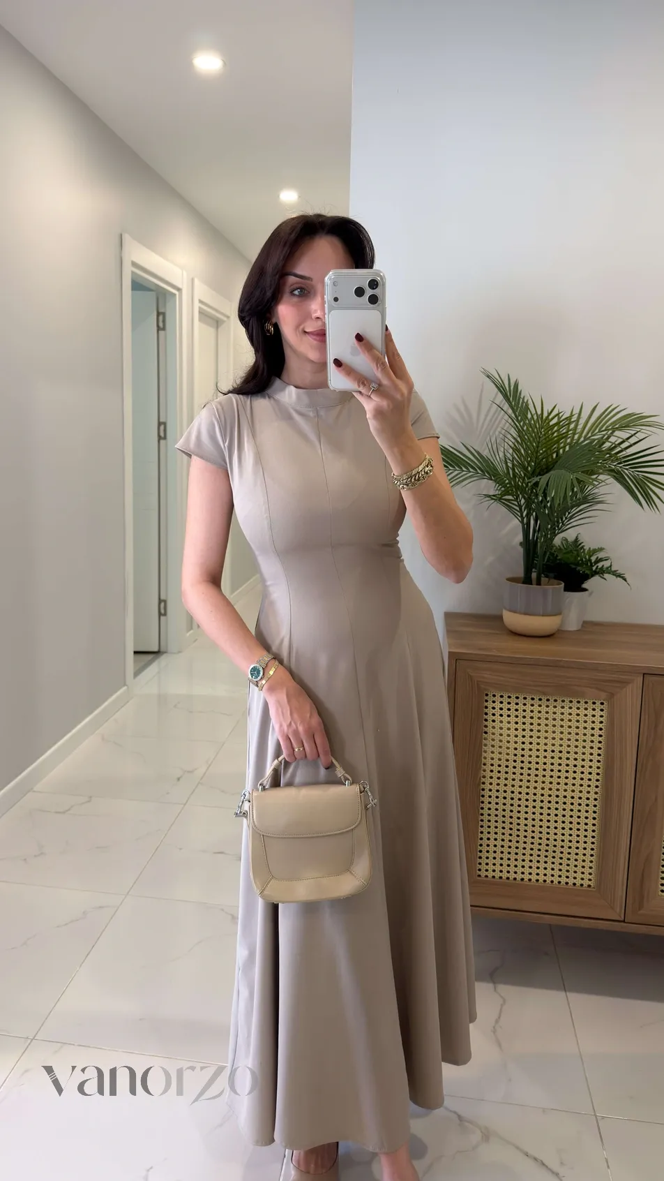 فستان نسائي ميدي كلاسيكي أنيق بياقة مرتفعة | Robe Midi Évasée Femme