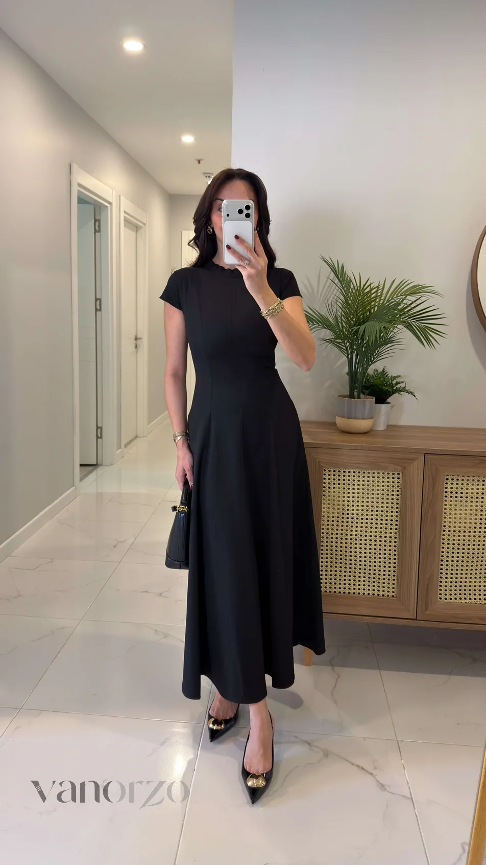 فستان نسائي ميدي كلاسيكي أنيق بياقة مرتفعة | Robe Midi Évasée Femme