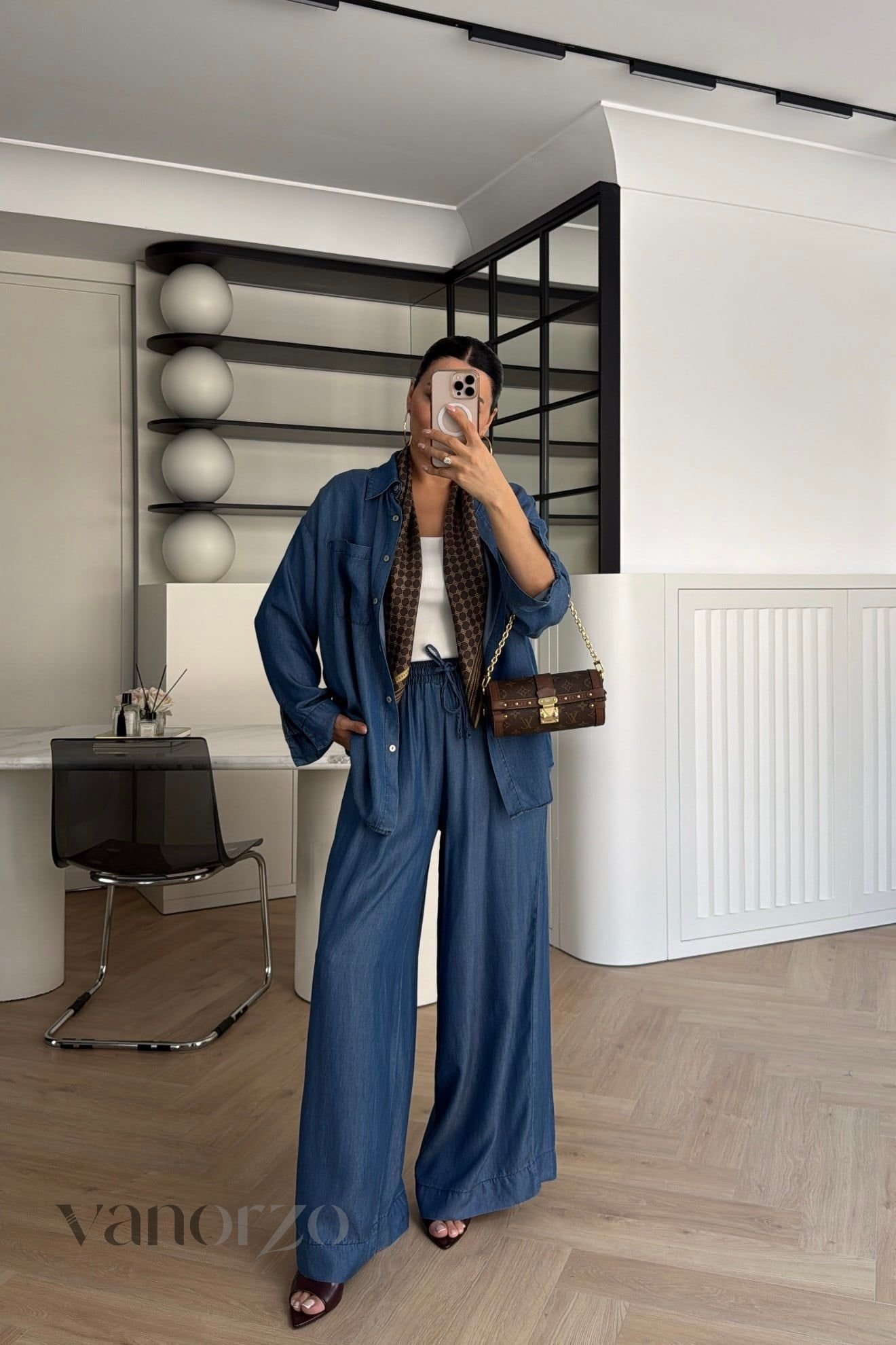 طقم جينز خفيف نسائي قطعتين (قميص فضفاض وسروال واسع بلستيك) | Ensemble Denim Soft