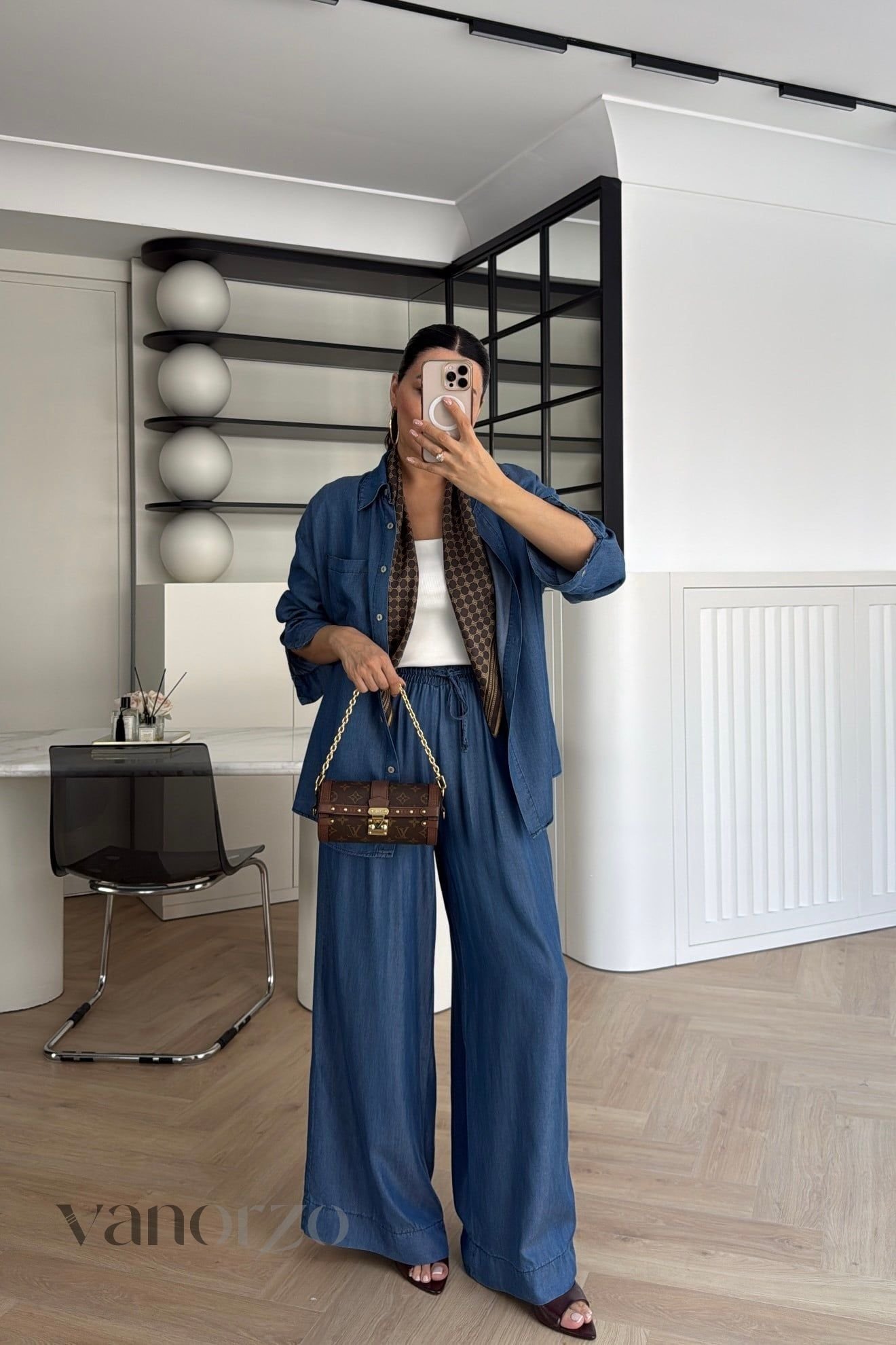 طقم جينز خفيف نسائي قطعتين (قميص فضفاض وسروال واسع بلستيك) | Ensemble Denim Soft