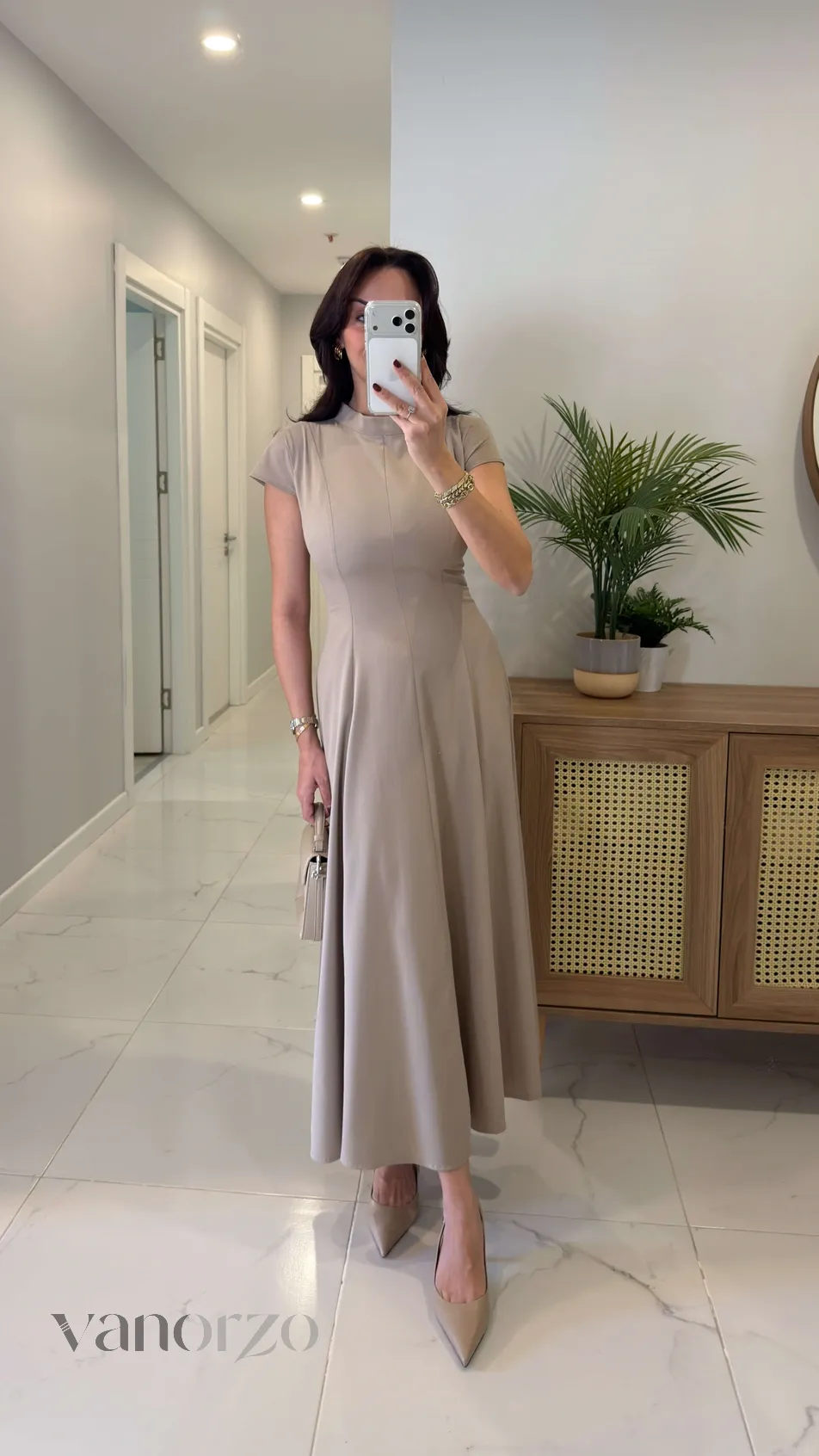 فستان نسائي ميدي كلاسيكي أنيق بياقة مرتفعة | Robe Midi Évasée Femme